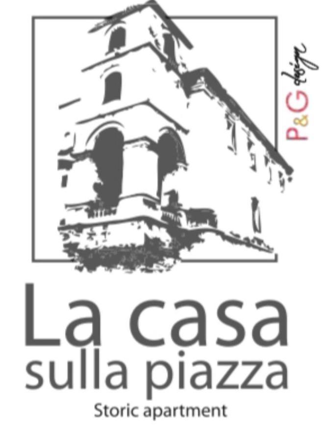 דירות אנה La Casa Sulla Piazza מראה חיצוני תמונה