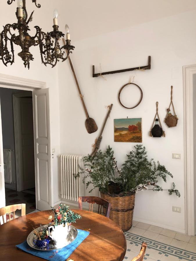 דירות אנה La Casa Sulla Piazza מראה חיצוני תמונה