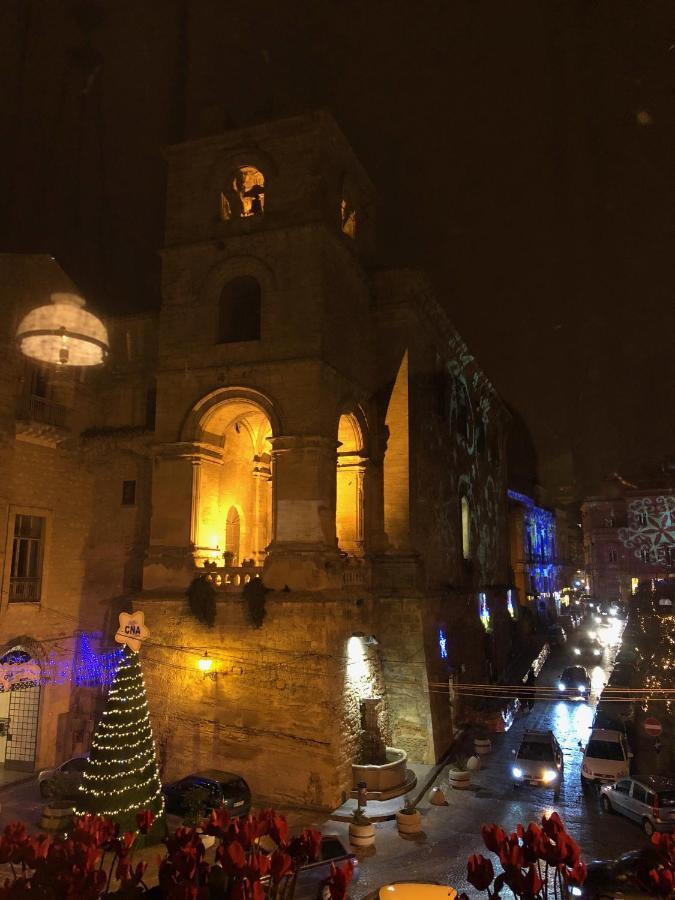דירות אנה La Casa Sulla Piazza מראה חיצוני תמונה