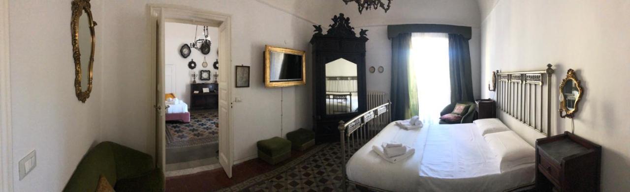 דירות אנה La Casa Sulla Piazza מראה חיצוני תמונה