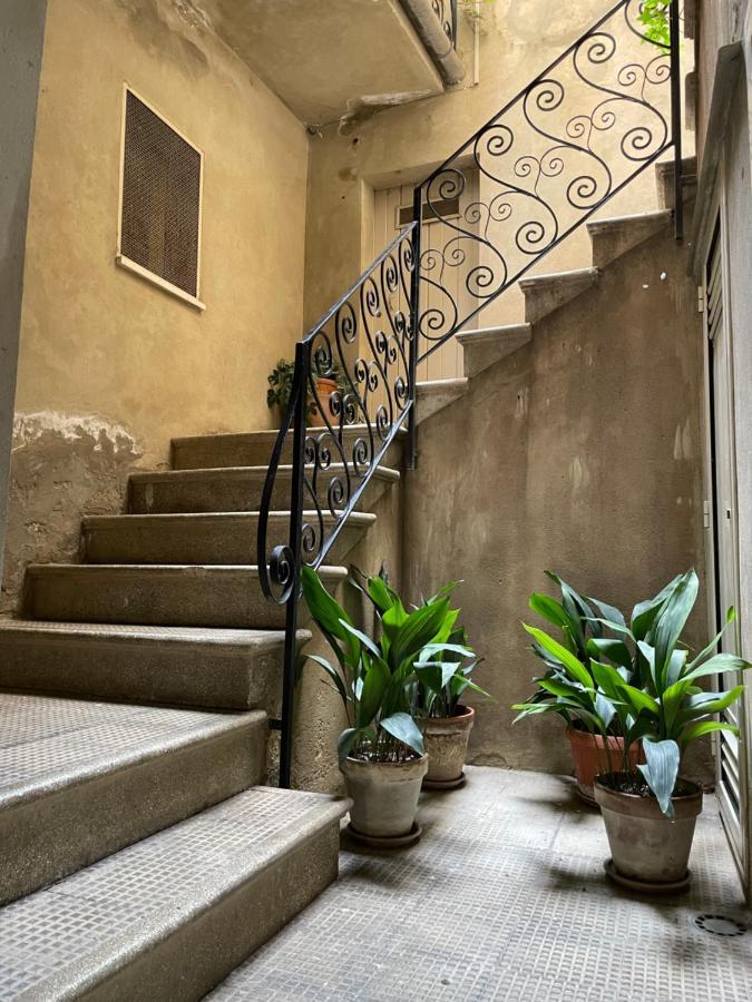 דירות אנה La Casa Sulla Piazza מראה חיצוני תמונה