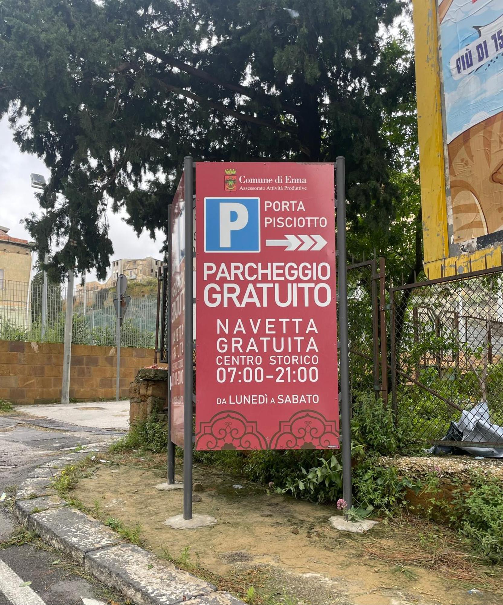 דירות אנה La Casa Sulla Piazza מראה חיצוני תמונה